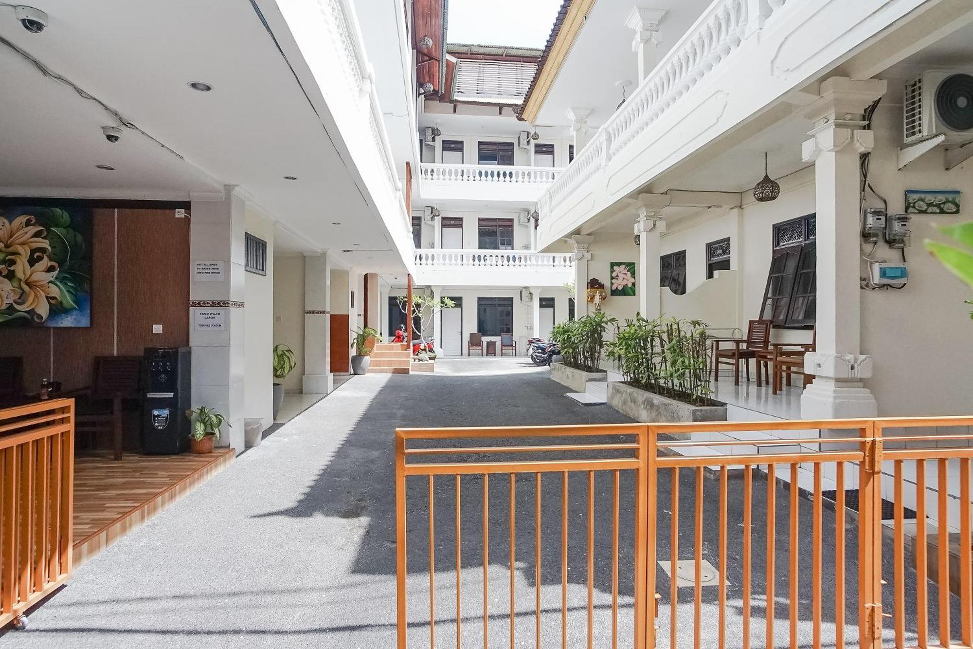 City Garden Bali Dwipa Hotel, Kuta Kuta  Ngoại thất bức ảnh